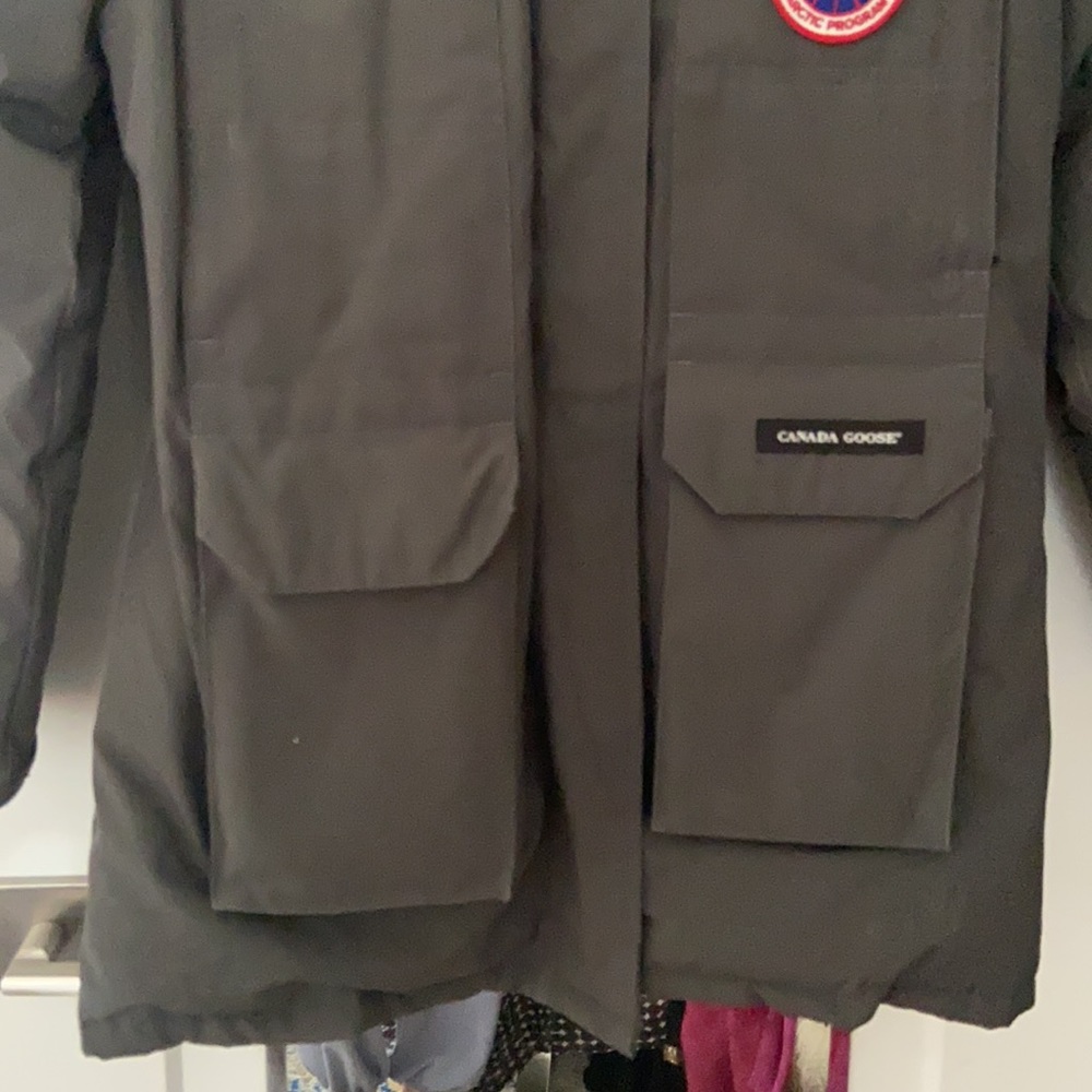 Canada Goose Coat - Picture 2 of 6